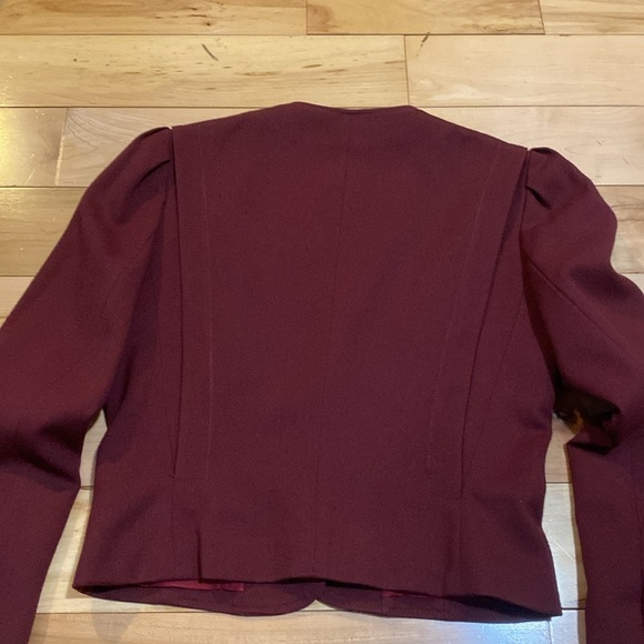 Vintage Burgundy Blazer - Picture 6 of 10